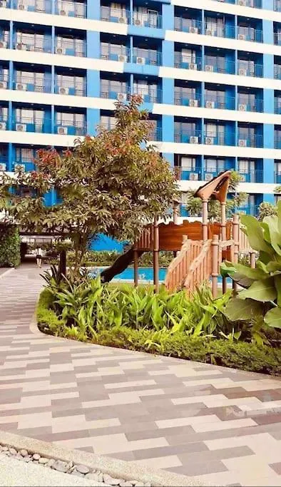 Apartment In Air Residences, Makati With Wifi, Netflix, Pool, Mall And More Manila Filipinler