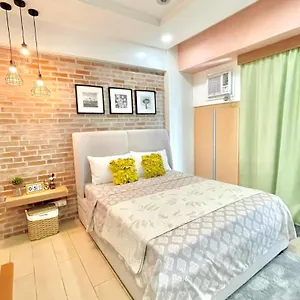 Lovely Unit With Free Wi-fi & Netflix I Across Naia T3 Airport Manila