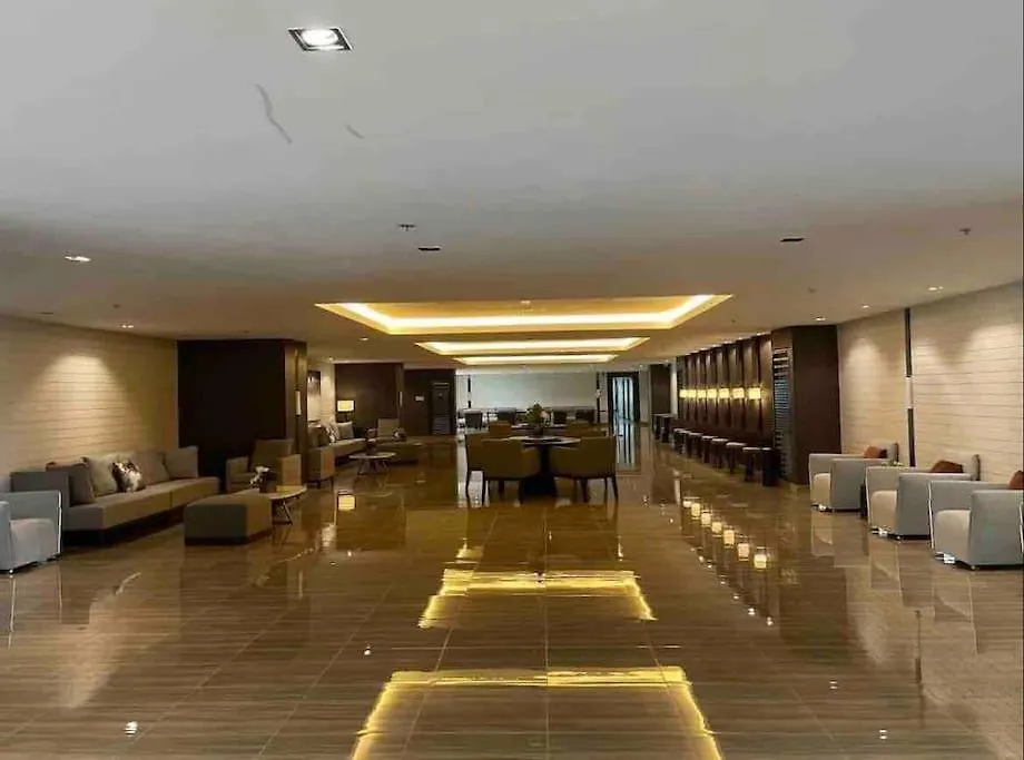 Apartment In Air Residences, Makati With Wifi, Netflix, Pool, Mall And More Manila
